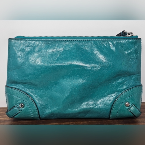 Michael Kors Large Fallon Leather Aqua Turquoise Silver Zip Clutch Wristlet - Picture 2 of 16
